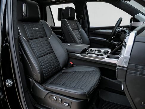 Used 2026 Cadillac Escalade V w/ LPO, Floor Liner Package image 47