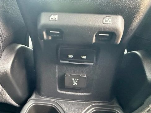 Used 2023 Jeep Wrangler Unlimited Sahara w/ Cold Weather Group AWD/4WD image 28