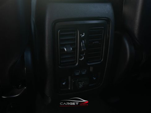 Used 2023 Dodge Durango R/T image 23