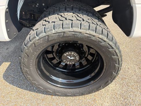 Used 2022 Ford F450 Platinum w/ FX4 Off-Road Package AWD/4WD image 14