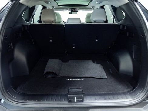 Used 2023 Hyundai Tucson Limited image 9