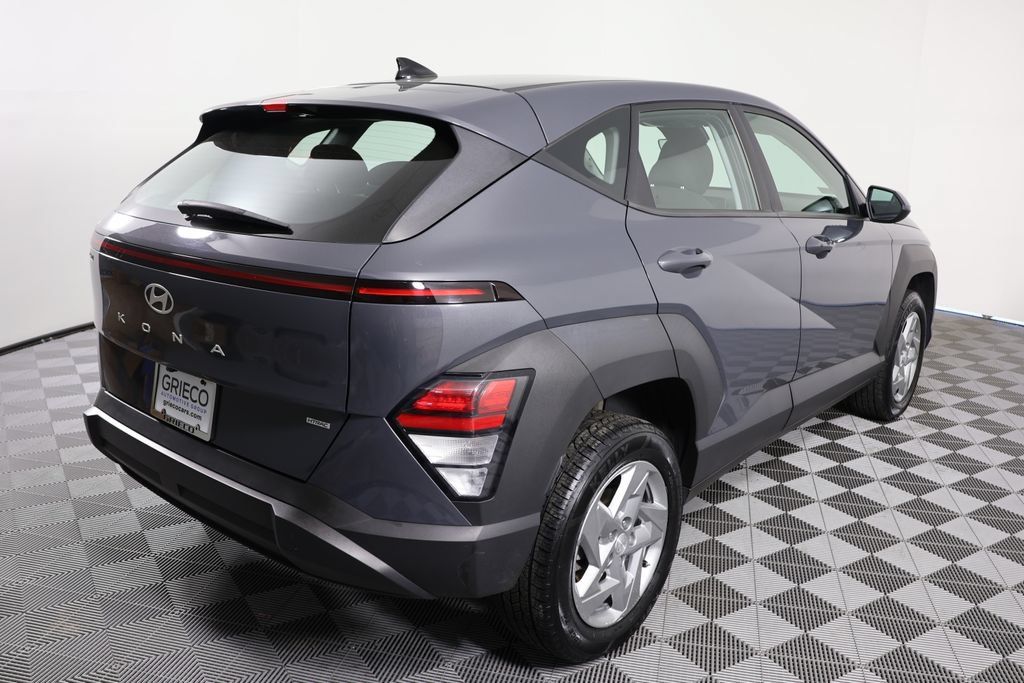 Used 2024 Hyundai Kona SE AWD/4WD image 8