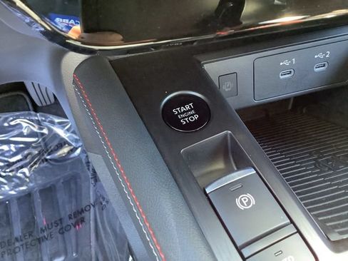 Used 2025 Nissan Kicks SR w/ Illumination Package AWD/4WD image 16