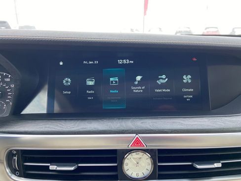 Used 2022 Genesis G90 5.0 Ultimate image 31