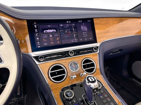 Used 2023 Bentley Continental GT V8 image 15