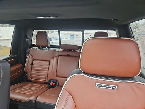 Used 2024 GMC Sierra 2500 Denali Ultimate w/ Max Trailering Package image 18