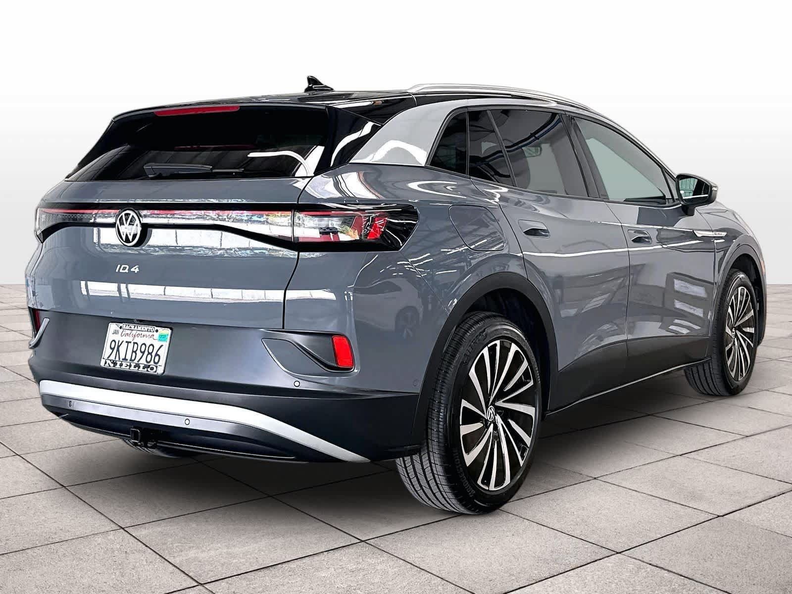 Used 2023 Volkswagen ID.4 Pro S Plus AWD/4WD image 9