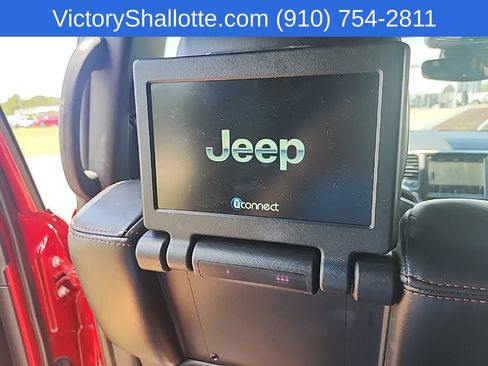 Used 2018 Jeep Grand Cherokee Trailhawk AWD/4WD image 28