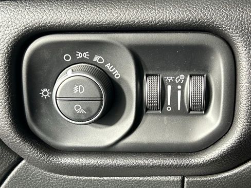 Used 2022 RAM 3500 Laramie w/ Max Tow Package image 30