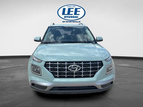 New 2026 Hyundai Venue SEL FWD image 8