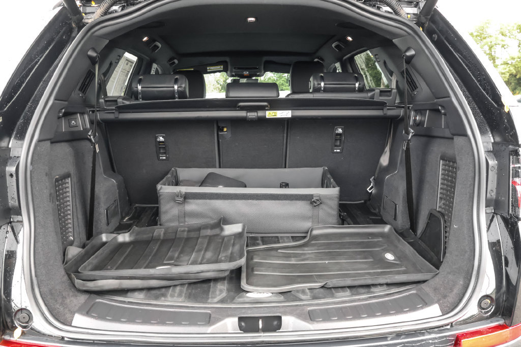 Used 2023 Land Rover Discovery Sport SE AWD/4WD image 31