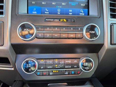 Used 2021 Ford Expedition Max XLT AWD/4WD image 28