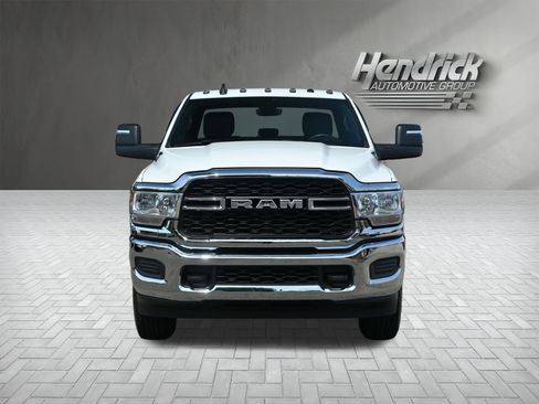 Used 2024 RAM 3500 Tradesman w/ Chrome Appearance Group image 6