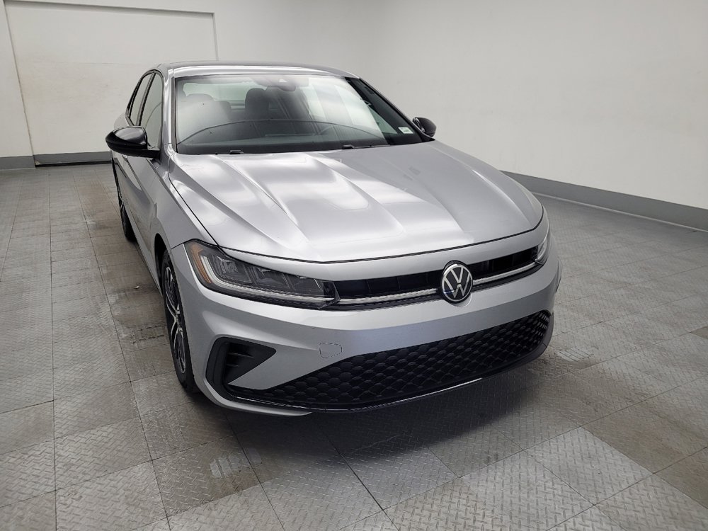 Used 2025 Volkswagen Jetta Sport FWD image 14