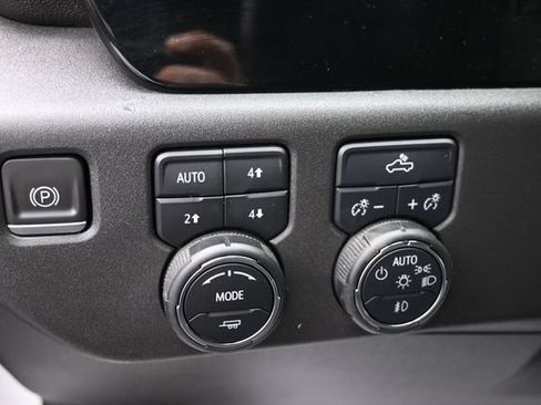 Used 2023 Chevrolet Silverado 1500 LT Trail Boss w/ Protection Package AWD/4WD image 37