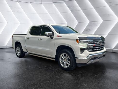Used 2025 Chevrolet Silverado 1500 LTZ w/ LTZ Premium Package AWD/4WD image 7