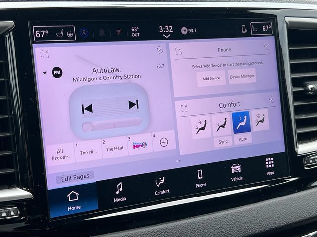 Used 2025 Chrysler Pacifica Select FWD image 23