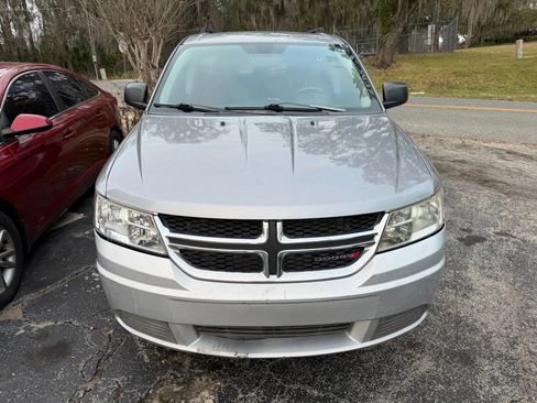 Used 2016 Dodge Journey SE w/ Flexible Seating Group FWD image 2