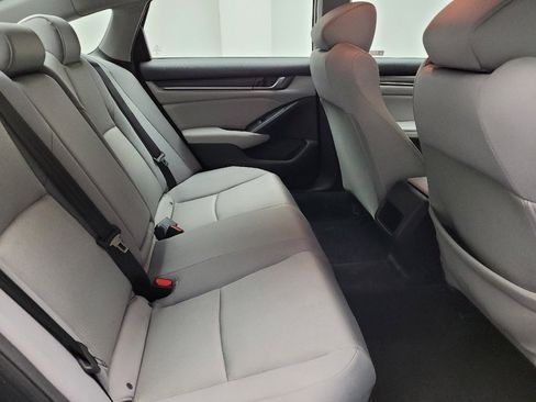Used 2018 Honda Accord LX image 19