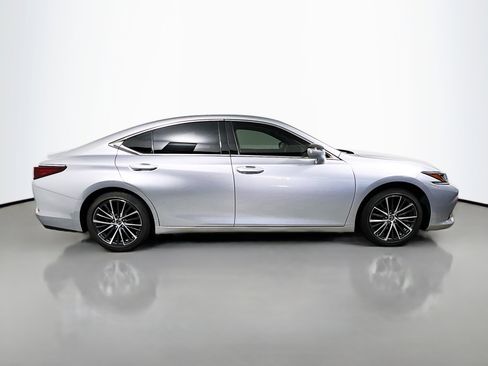 Used 2024 Lexus ES 350 w/ Premium Package image 3