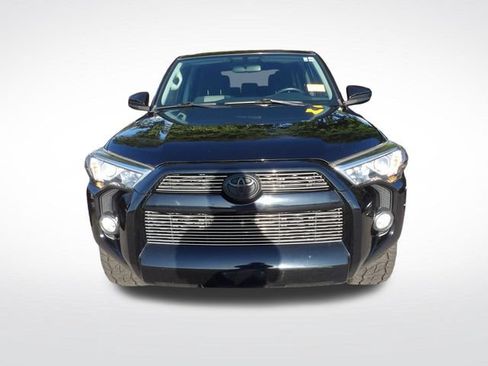 Used 2016 Toyota 4Runner SR5 RWD image 4