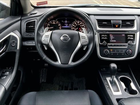 Used 2017 Nissan Altima 3.5 SR image 6