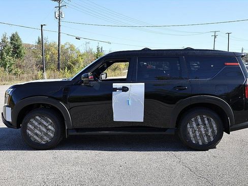 New 2026 Nissan Armada PRO-4X image 2