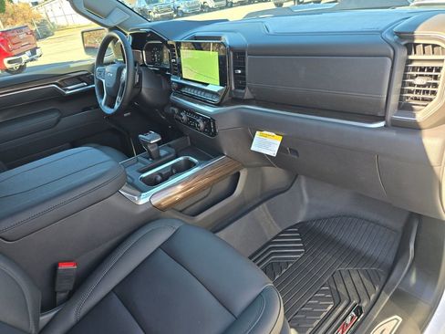 New 2026 Chevrolet Silverado 1500 LT Trail Boss w/ LT Trail Boss Premium Package image 30