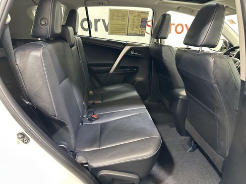 Used 2016 Toyota RAV4 Limited image 15