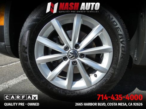 Used 2017 Volkswagen Tiguan Wolfsburg Edition FWD image 19