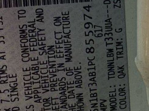 Used 2023 Nissan Rogue S image 33