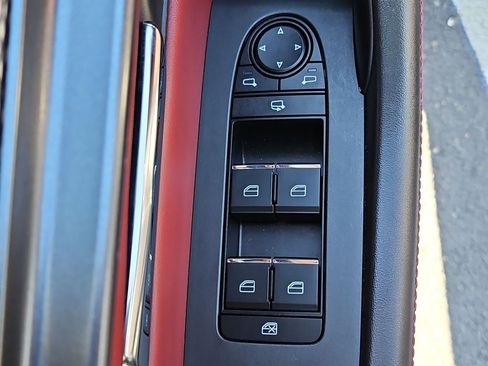 Used 2025 MAZDA CX-70 3.3 Turbo S w/ Premium Package image 24