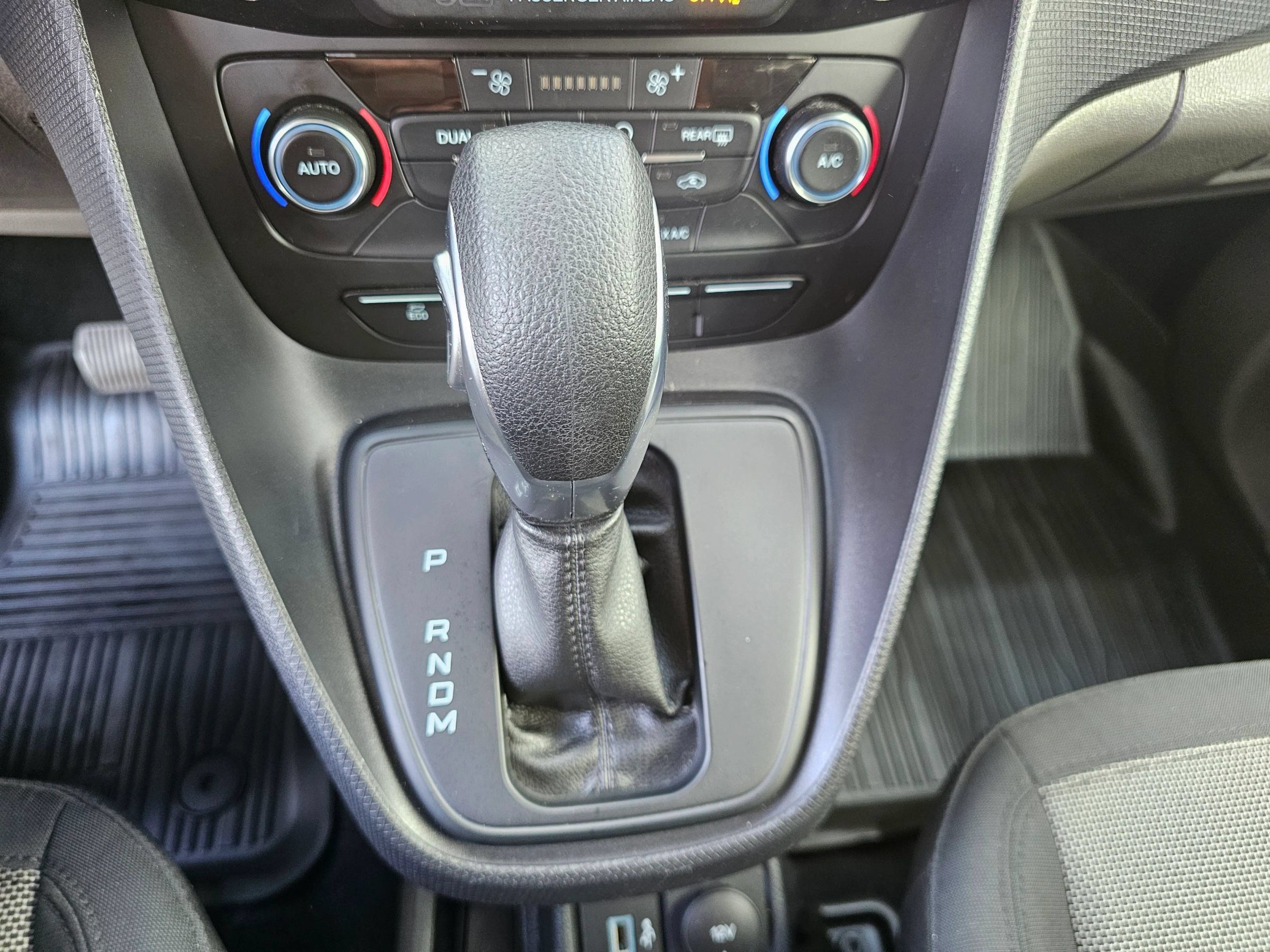 Used 2021 Ford Transit Connect XL FWD image 15