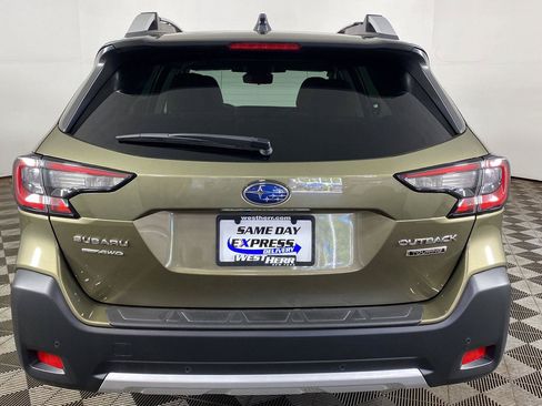 Used 2024 Subaru Outback Touring AWD/4WD image 6