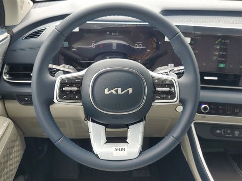 New 2026 Kia Carnival EX image 11