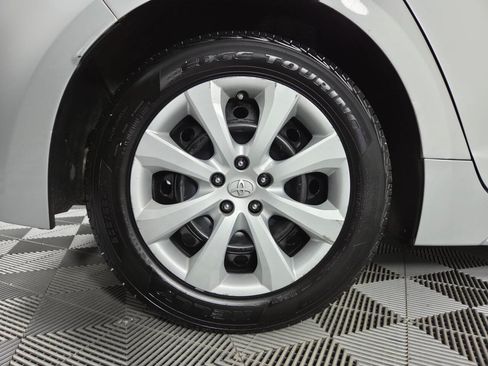Used 2021 Toyota Corolla LE FWD image 10