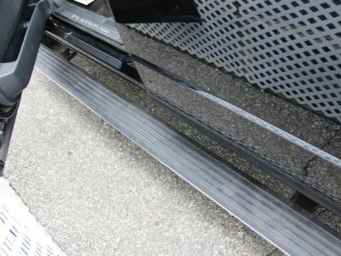 Used 2017 Ford Expedition EL Platinum image 41