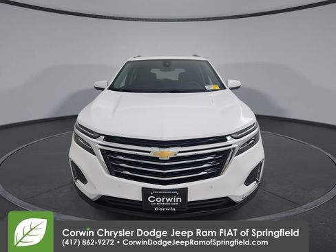 Used 2023 Chevrolet Equinox Premier image 3