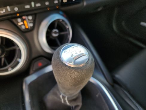 Used 2024 Chevrolet Camaro LT w/ RS Package image 20