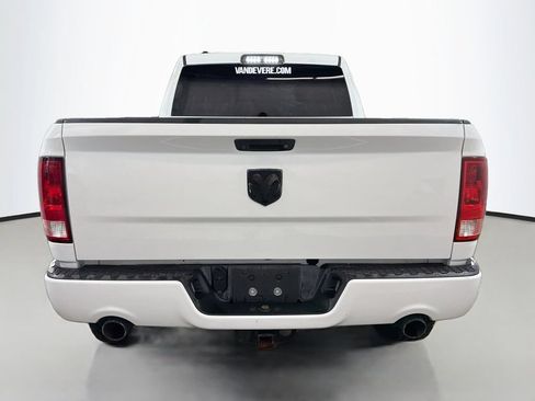 Used 2018 RAM 1500 Express RWD image 8
