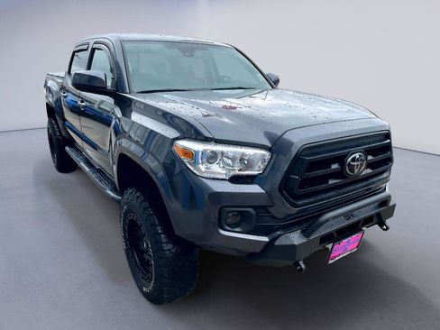 Used 2021 Toyota Tacoma SR AWD/4WD image 4