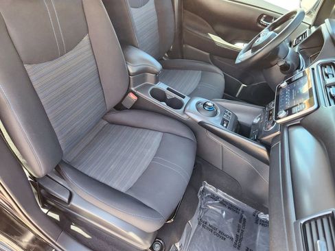 Used 2024 Nissan Leaf S FWD image 11