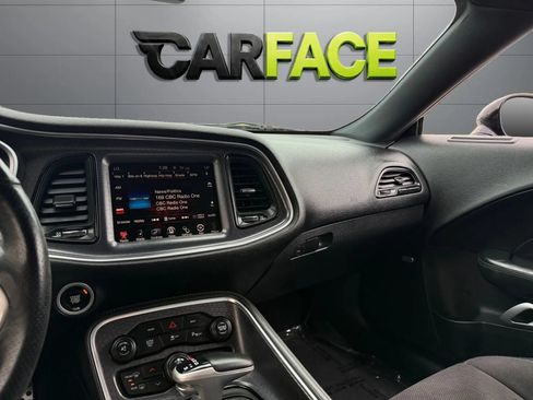 Used 2016 Dodge Challenger R/T Scat Pack w/ Leather Interior Group RWD image 38