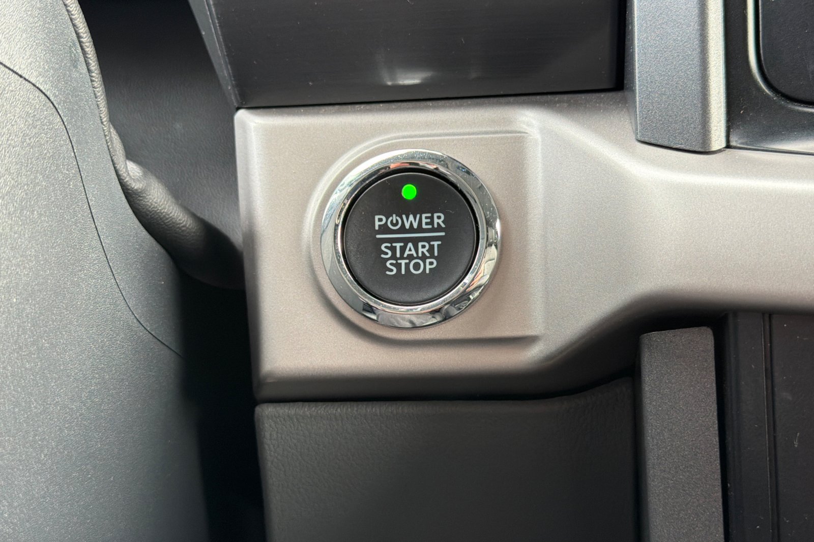 Used 2023 Ford F150 Lightning Pro AWD/4WD image 27