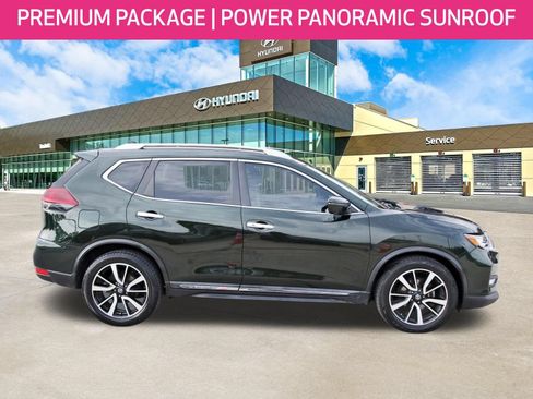 Used 2020 Nissan Rogue SL w/ Premium Package FWD image 4