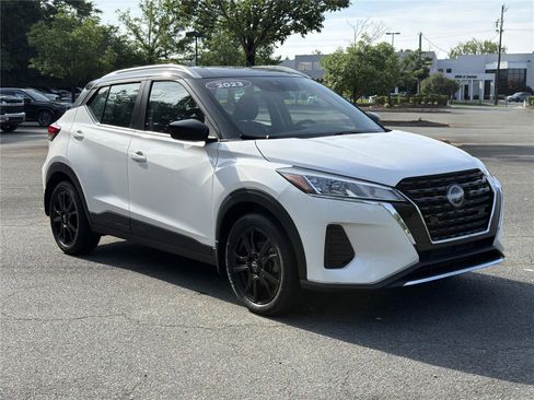 Used 2023 Nissan Kicks SV FWD image 29