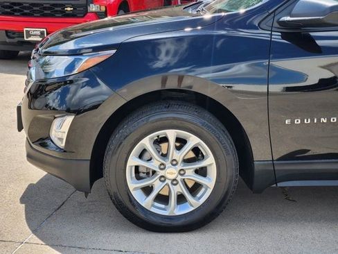 Used 2021 Chevrolet Equinox LS w/ LS Convenience Package image 14