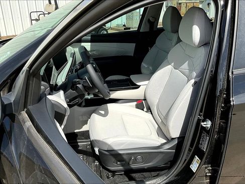 Used 2025 Hyundai Tucson Blue image 16