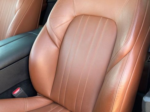 Certified 2022 Maserati Levante Modena image 6