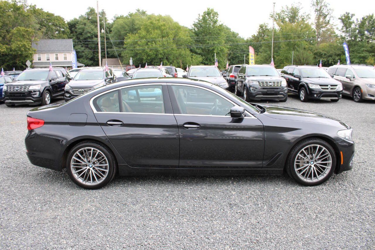 Used 2017 BMW 530i xDrive AWD/4WD image 6